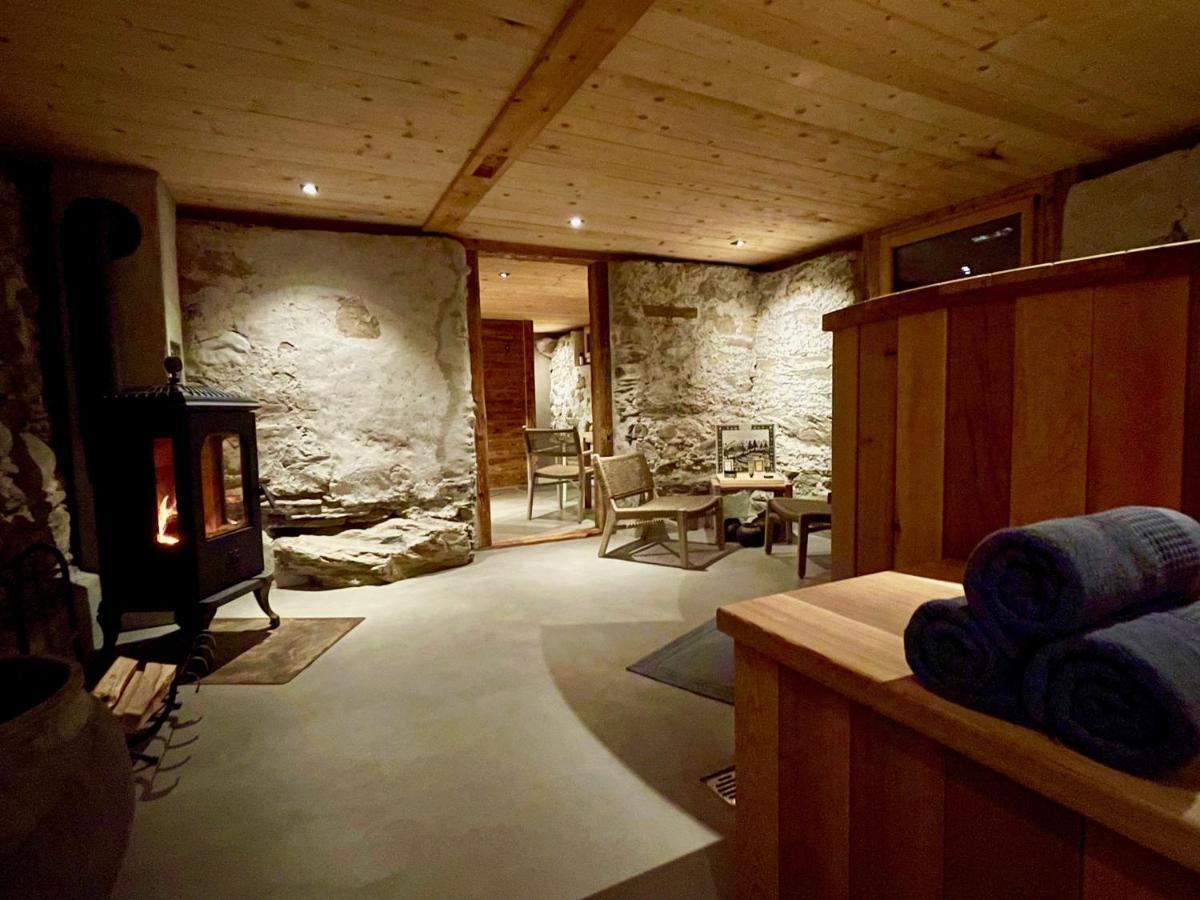 Alpen Charme - Chalet D'Hotes Et Spa Gsteig Ngoại thất bức ảnh