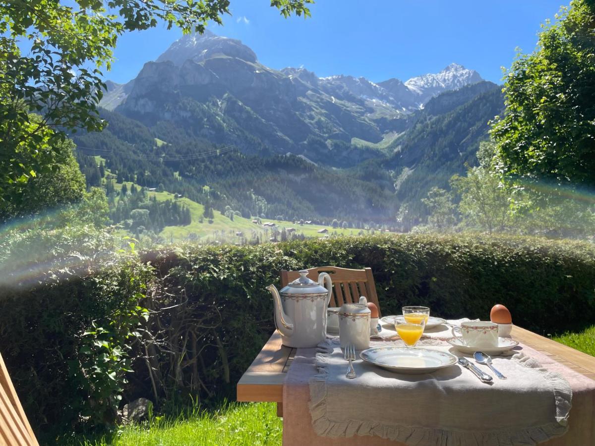 Alpen Charme - Chalet D'Hotes Et Spa Gsteig Ngoại thất bức ảnh