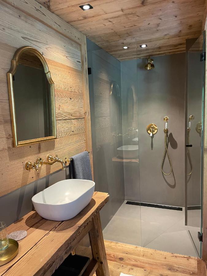 Alpen Charme - Chalet D'Hotes Et Spa Gsteig Ngoại thất bức ảnh
