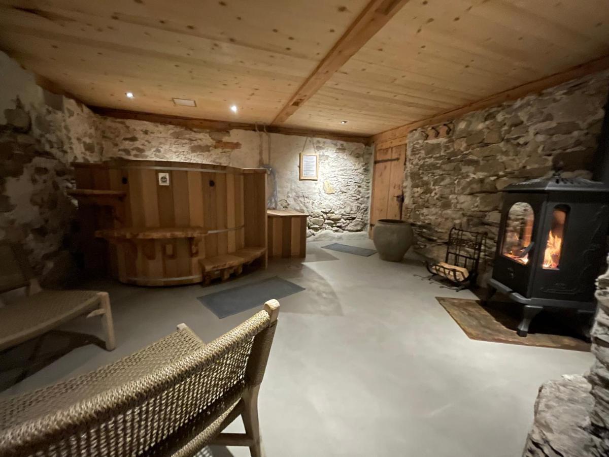 Alpen Charme - Chalet D'Hotes Et Spa Gsteig Ngoại thất bức ảnh
